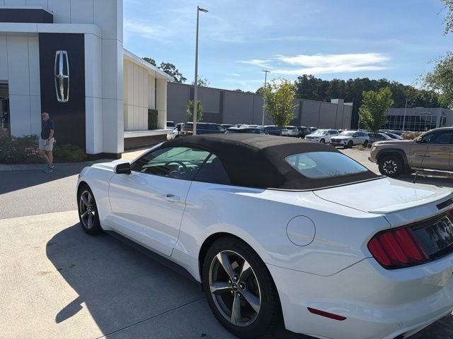 2016 Ford Mustang V6
