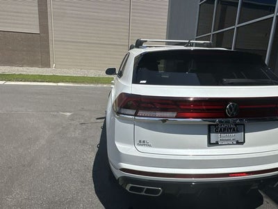 2024 Volkswagen Atlas Cross Sport 2.0T SEL R-Line