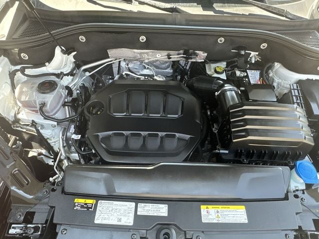 2024 Volkswagen Atlas Cross Sport 2.0T SEL R-Line