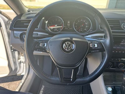2017 Volkswagen Passat SEL Premium