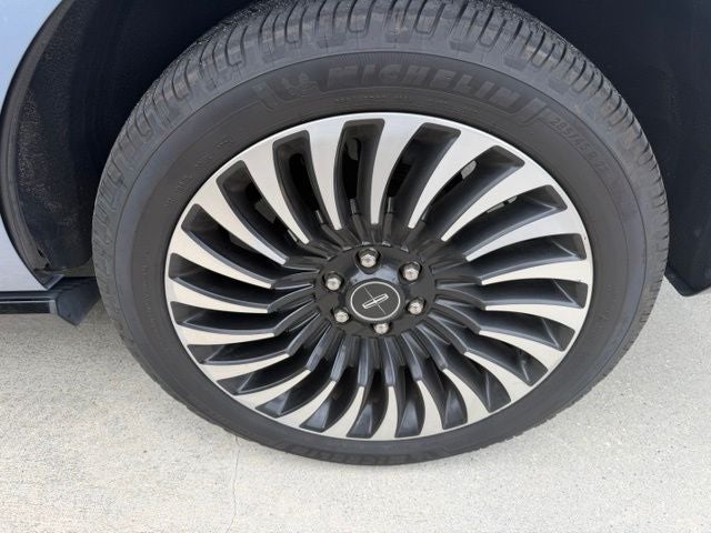 2018 Lincoln Navigator Black Label