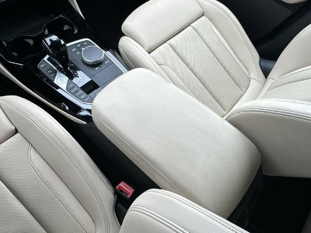 2023 BMW X4 xDrive30i