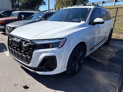 2025 Audi Q7 55 Prestige quattro