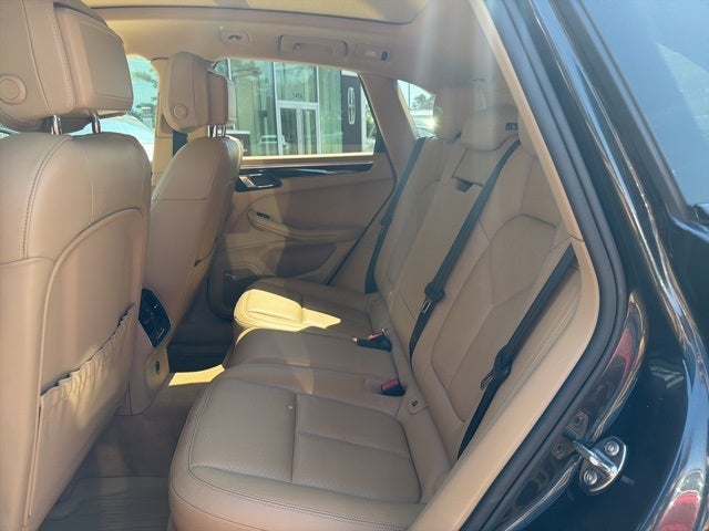 2017 Porsche Macan Base