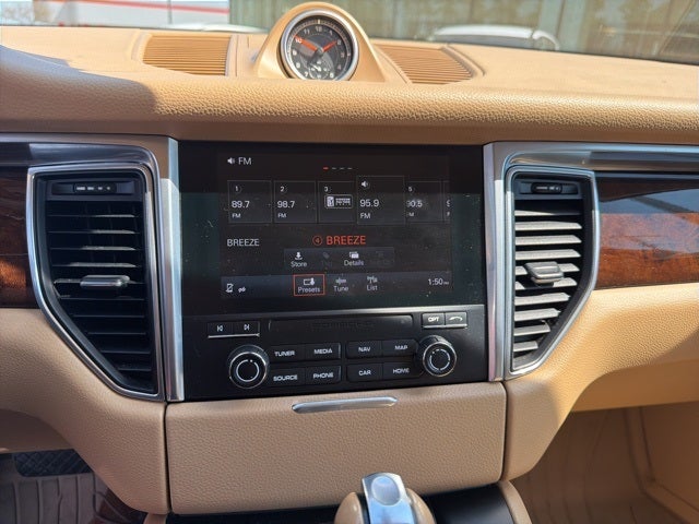 2017 Porsche Macan Base