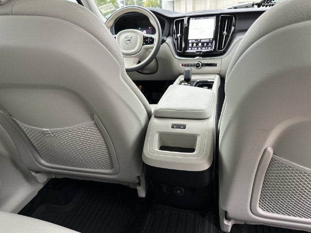 2024 Volvo XC60 B5 Core
