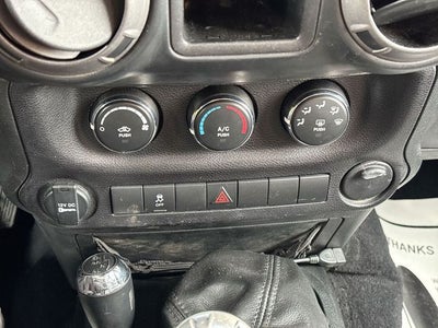 2017 Jeep Wrangler Willys Wheeler