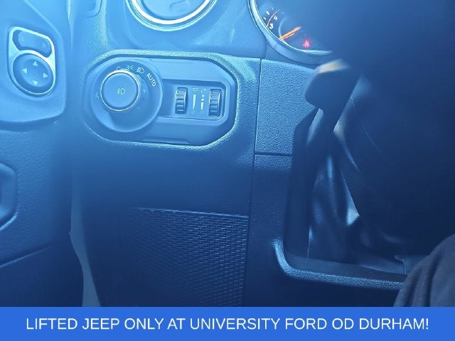 2022 Jeep Wrangler Unlimited Sahara Altitude