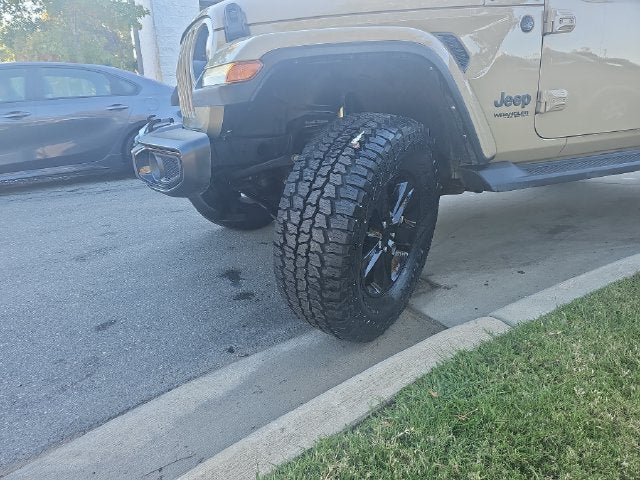 2022 Jeep Wrangler Unlimited Sahara Altitude