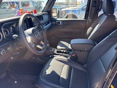 2025 Jeep Wrangler Sahara