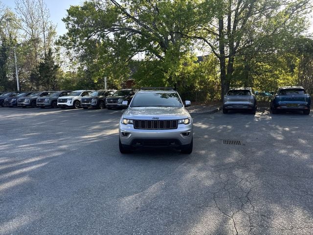 2017 Jeep Grand Cherokee Laredo