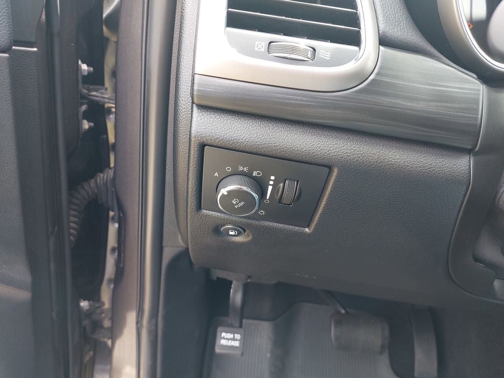 2020 Jeep Grand Cherokee Laredo E