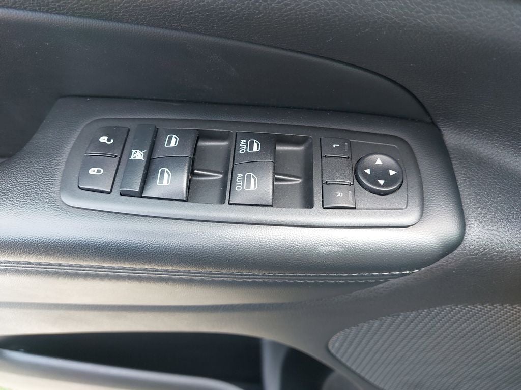 2020 Jeep Grand Cherokee Laredo E