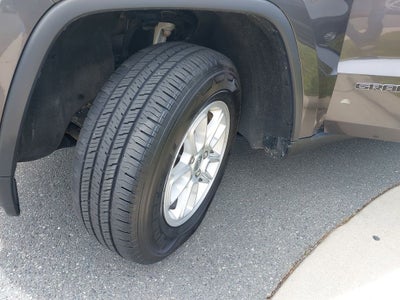 2020 Jeep Grand Cherokee Laredo E