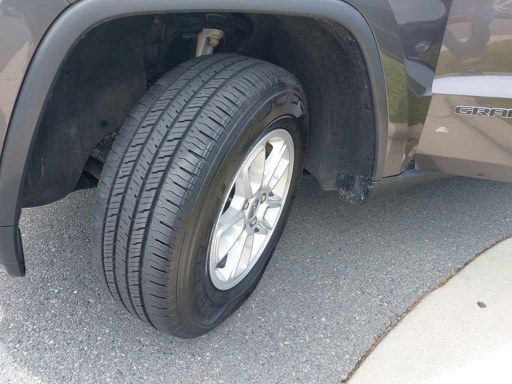 2020 Jeep Grand Cherokee Laredo E
