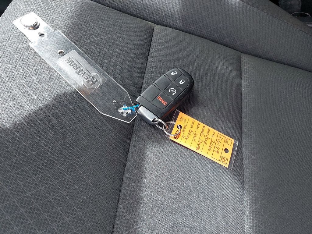 2020 Jeep Grand Cherokee Laredo E