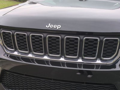 2023 Jeep Grand Cherokee Laredo