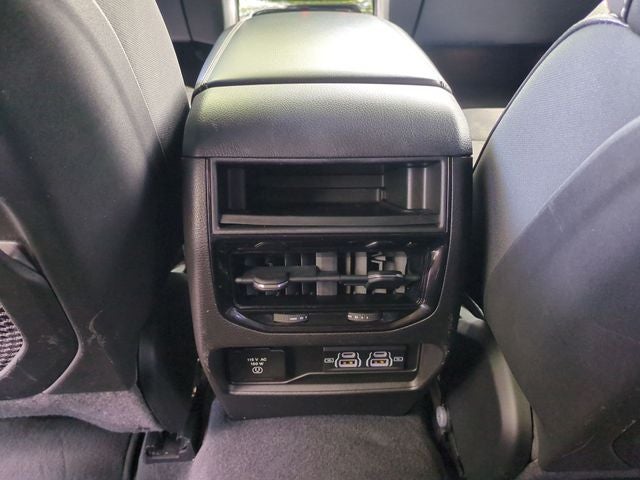 2022 Jeep Grand Cherokee Altitude