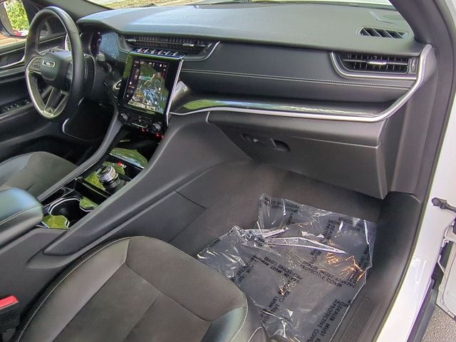 2022 Jeep Grand Cherokee Altitude