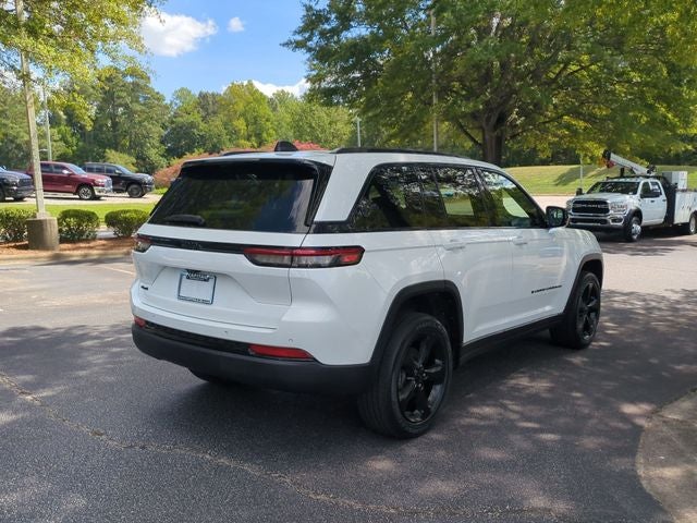 2022 Jeep Grand Cherokee Altitude