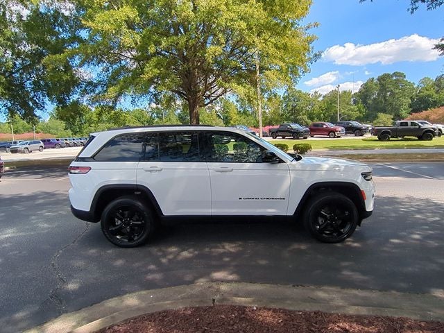2022 Jeep Grand Cherokee Altitude