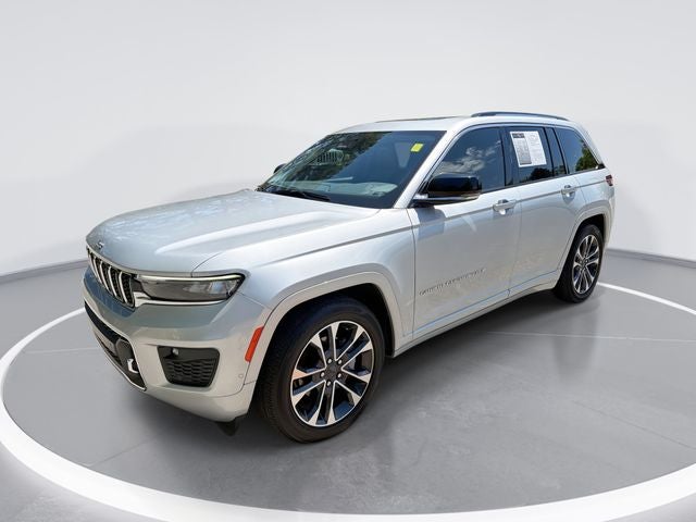 2022 Jeep Grand Cherokee Overland