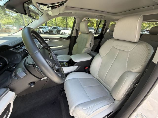 2022 Jeep Grand Cherokee Overland