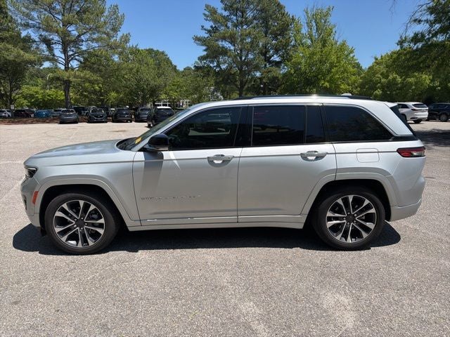 2022 Jeep Grand Cherokee Overland