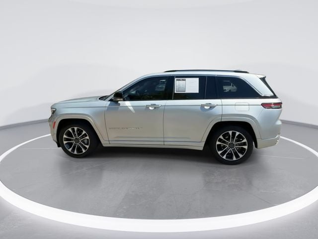 2022 Jeep Grand Cherokee Overland