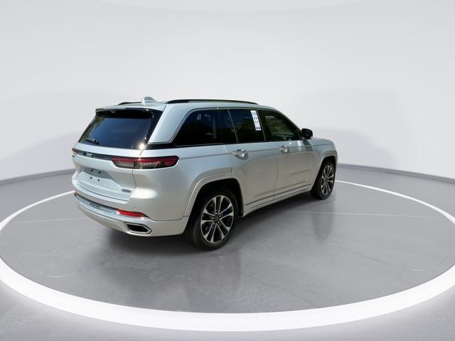 2022 Jeep Grand Cherokee Overland