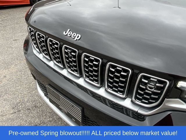 2022 Jeep Grand Cherokee Summit Reserve