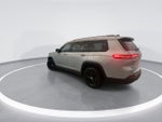 2021 Jeep Grand Cherokee L Laredo