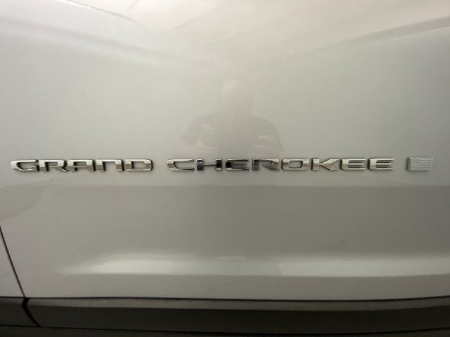 2021 Jeep Grand Cherokee L Laredo