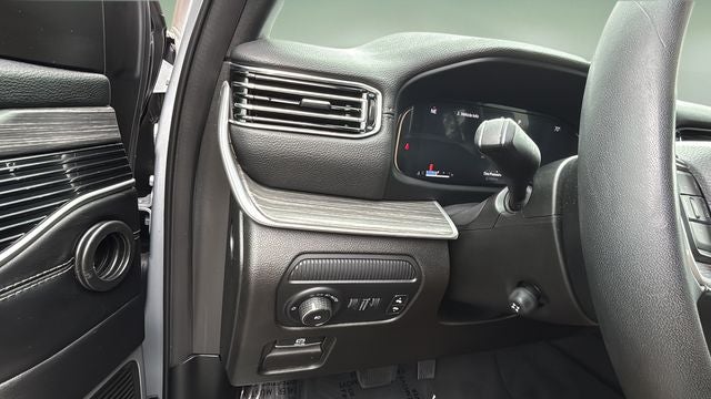 2023 Jeep Wagoneer L Series II