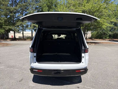 2024 Jeep Wagoneer L Series III