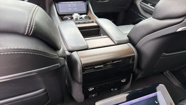 2024 Jeep Grand Wagoneer L Base