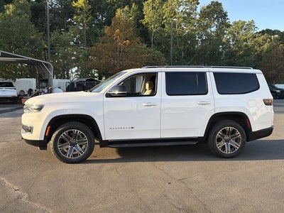 2024 Jeep Wagoneer Base