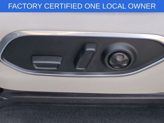 2023 Jeep Wagoneer -