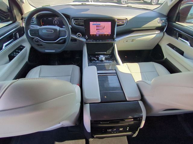 2023 Jeep Wagoneer -