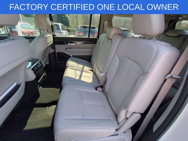 2023 Jeep Wagoneer -