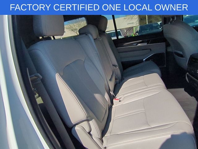 2023 Jeep Wagoneer -