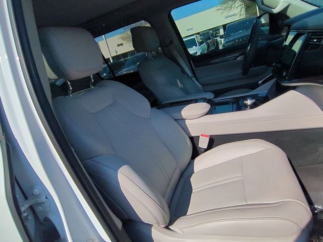 2023 Jeep Wagoneer -