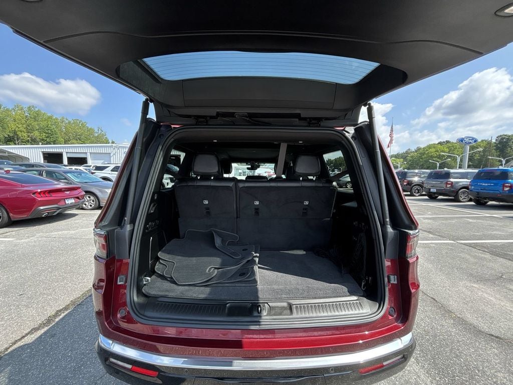 2022 Jeep Wagoneer Series II