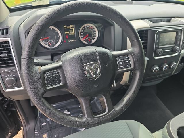 2016 RAM 1500 SLT