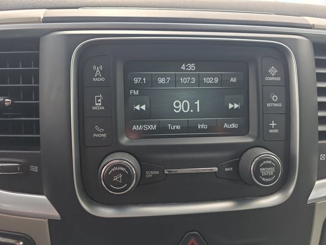 2016 RAM 1500 SLT