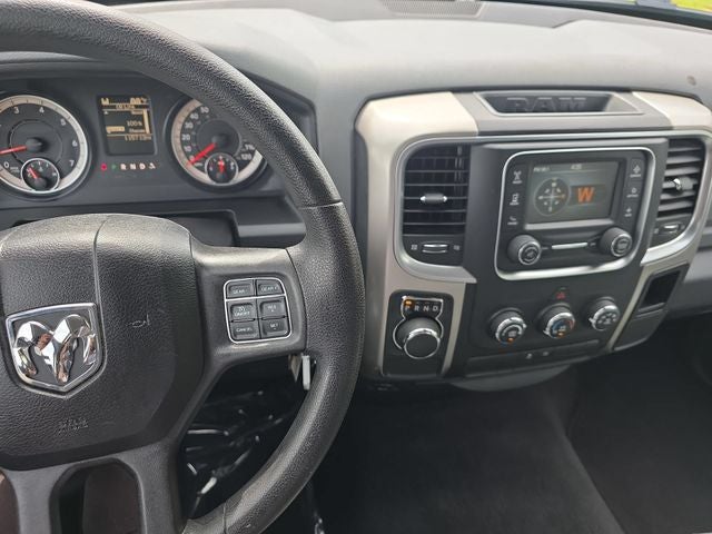 2016 RAM 1500 SLT