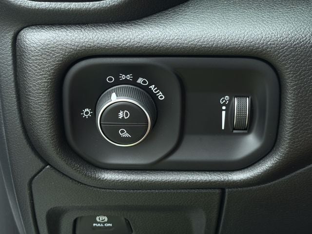 2025 RAM 1500 Warlock