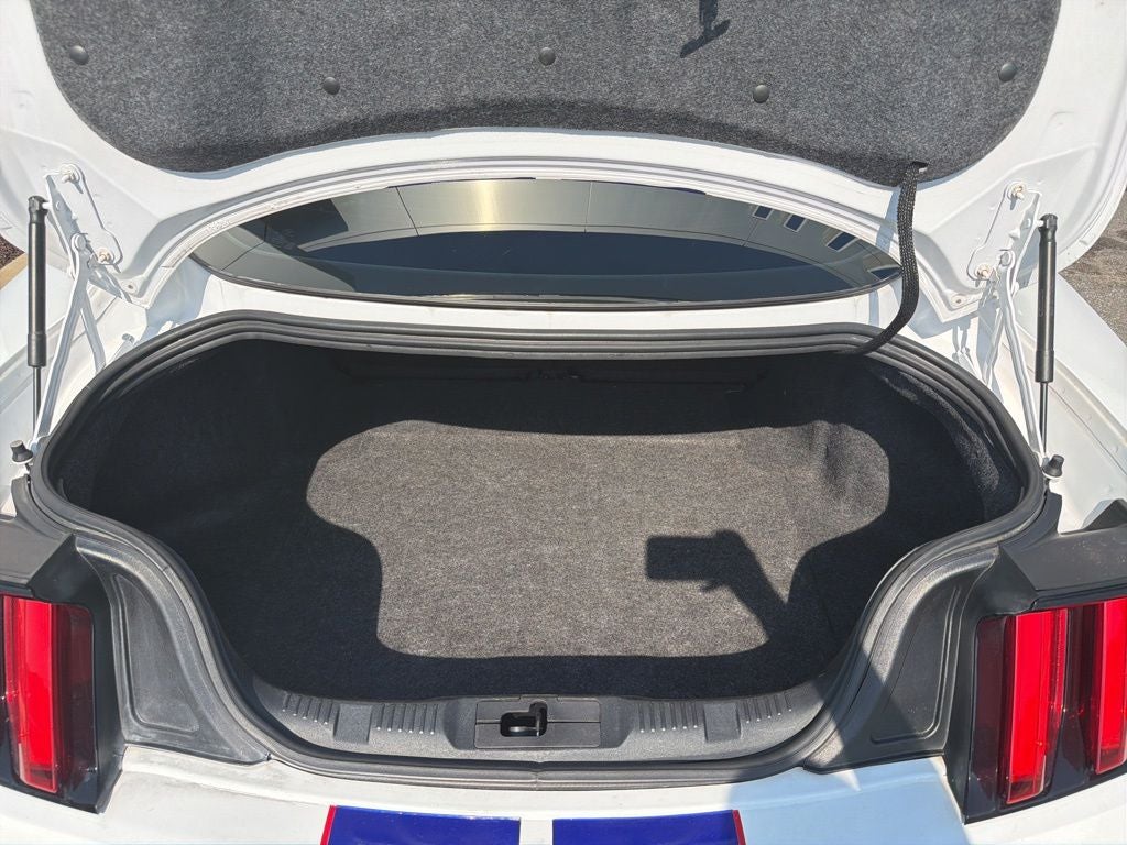 2016 Ford Mustang Base