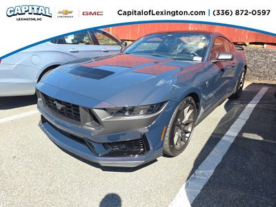2025 Ford Mustang Dark Horse