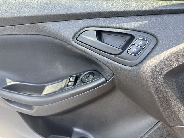 2018 Ford Focus S